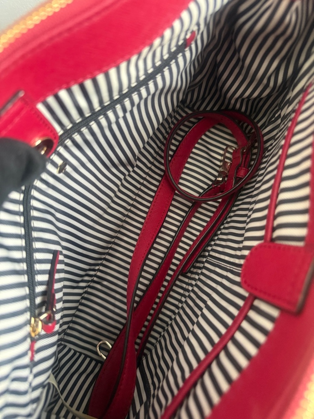 Kate Spade EUC Cameron Shoulder Bag W/ Adjustable Crossbody Strap - Picture 5 of 5